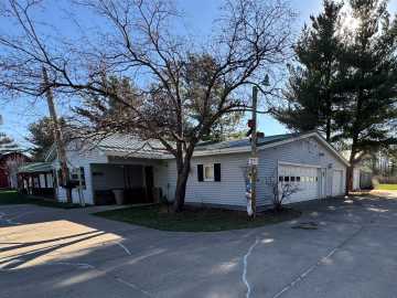 Exeland, WI: 10995W Place Street
