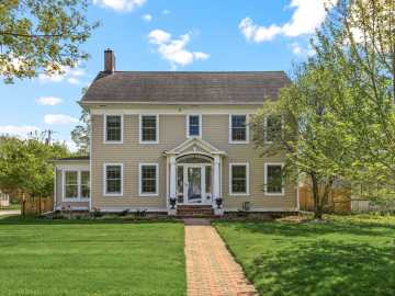 Eau Claire, WI: 339 Mc Kinley Avenue