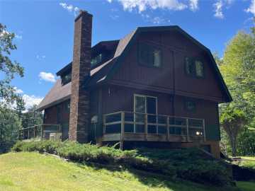 Hayward, WI: 9153 W Clements Road