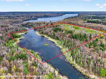 Stone Lake, WI: XXX Leonard Road