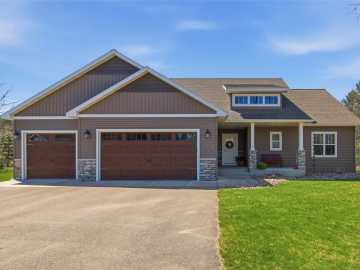 Fall Creek, WI: 1466 Avonlea Lane