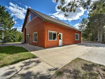 Webster, WI: 27736 Thompson Road