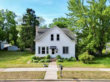 Chippewa Falls, WI: 617 Mansfield Street