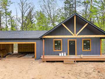 Danbury, WI: 4394 Eagle's Nest Road