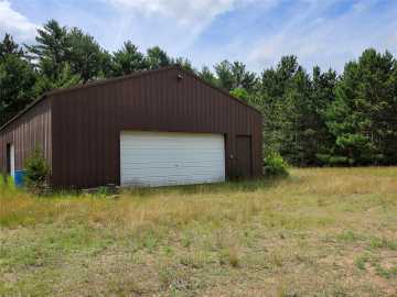 Augusta, WI: E19805 County Road GG 