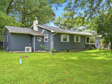 Chippewa Falls, WI: 11833 16th Avenue