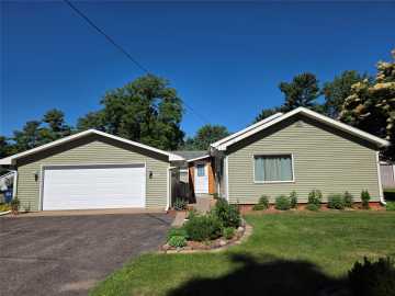 Chetek, WI: 1517 3rd Street