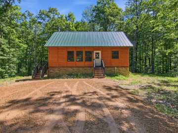 Marshfield, WI: 10384 Cary Rock Drive 