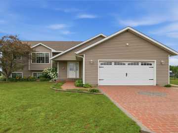 Chippewa Falls, WI: 4395 119th Street
