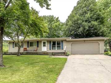 Black River Falls, WI: 315 Clifton Street