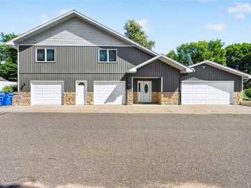 Spooner, WI: 609 Walter Street
