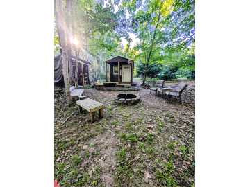 Lake Nebagamon, WI: 11754 E Knoll Road