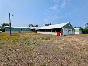 Sarona, WI: N 1335 Pine Grove Road