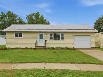 Bloomer, WI: 1630 19th Avenue