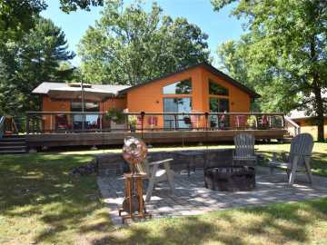 Siren, WI: 6660 Lonestar Road