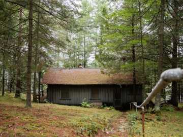 Harshaw, WI: 3130 South Shore Drive 