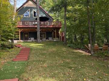 Sarona, WI: N3233 Deer Path Road