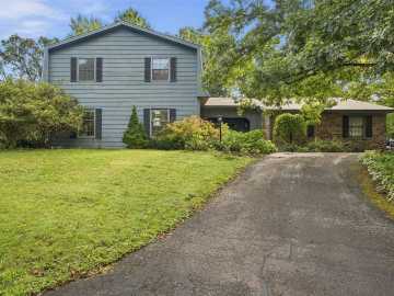 Eau Claire, WI: 3602 Timber Trails Court