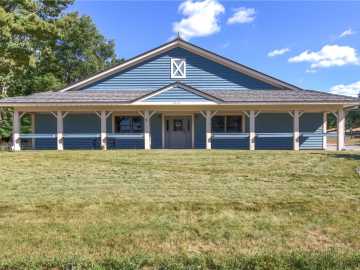 Menomonie, WI: 2502 Broadway S Street