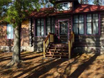 Stone Lake, WI: 6051 N Elsie Road