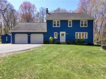 Eau Claire, WI: E1924 Kirk Court