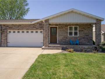 Eau Claire, WI: 3312 White Oak Lane