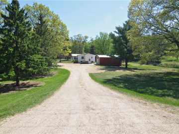 Durand, WI: W2585 County Road R