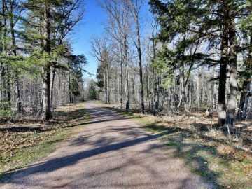 La Pointe, WI: Lot 14 North Shore Drive