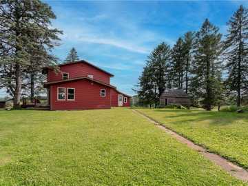 Spring Valley, WI: N8355 330th Street