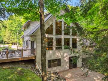 Ladysmith, WI: 9926 W Birch Circle Drive