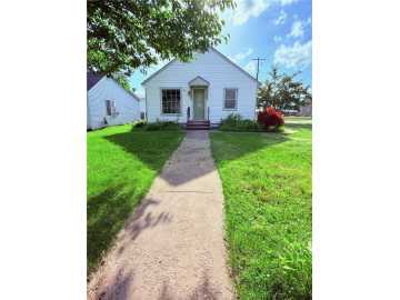 Altoona, WI: 604 Harriet Street