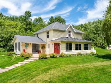 Strum, WI: W21964 Erickson Road