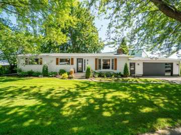 Thorp, WI: 303 Wall Street