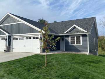Eau Claire, WI: 5121 Maple Leaf Path
