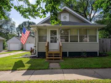 Eau Claire, WI: 2124 8th Street