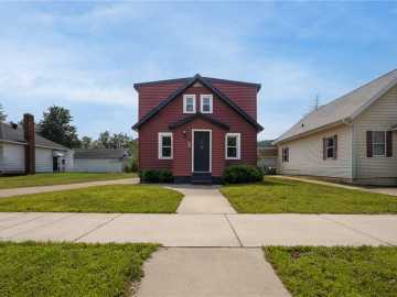 Eau Claire, WI: 2113 Omaha Street