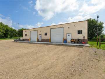 Menomonie, WI: N3840 State Road 25 