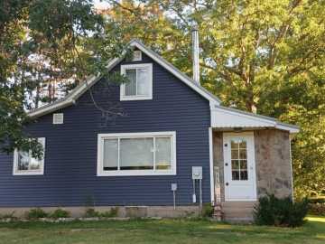 Amery, WI: 1395 US Highway 8 