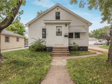 Eau Claire, WI: 627 Davis Avenue