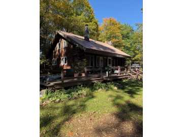 Mellen, WI: 71124 Thole Road