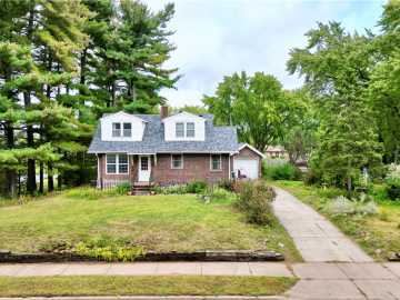 Eau Claire, WI: 2602 La Salle Street