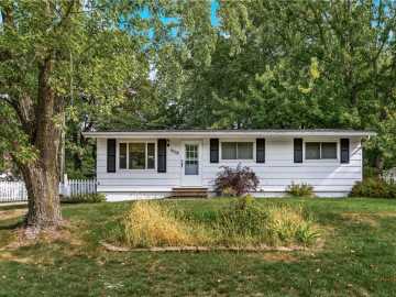 Durand, WI: 1208 E Laneville Avenue