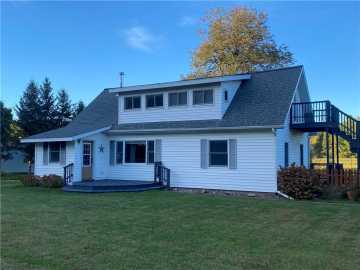 Prairie Farm, WI: 521 E Hepburn Street