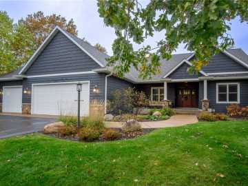Altoona, WI: 904 Timber View Drive