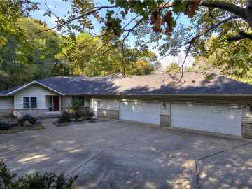 Eau Claire, WI: 2030 Abbe Hill Drive