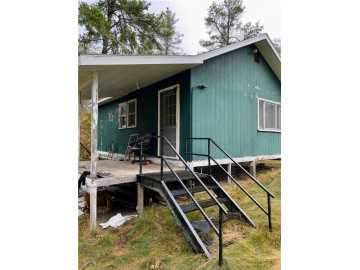Gordon, WI: 13421 S Simms Lake Road