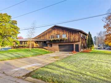 Black River Falls, WI: 1207 Harrison Street