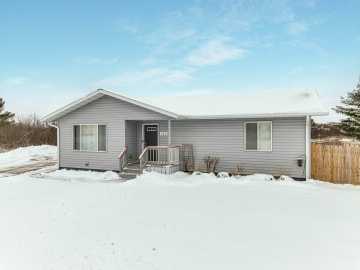 Cumberland, WI: 1620 Berdan Street