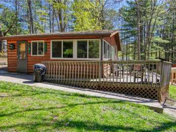 Birchwood, WI: 1085 N County Road F 