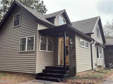 Cumberland, WI: 584 21 1/2 Avenue